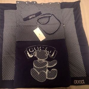 Gucci baby sleeper set